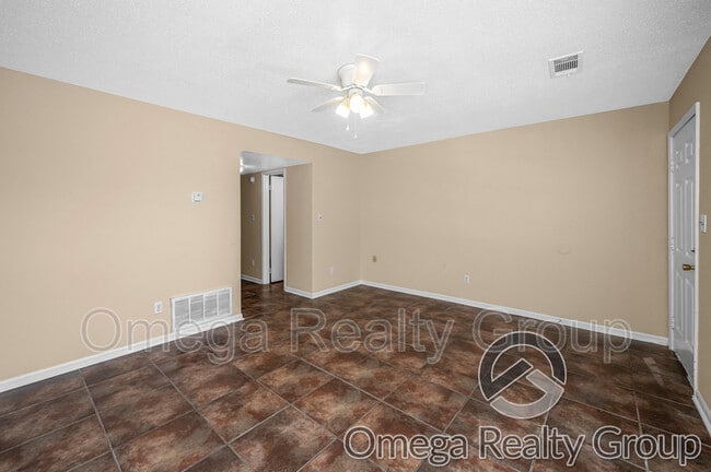 Photo - 2705 18th Ave Unidad 2B