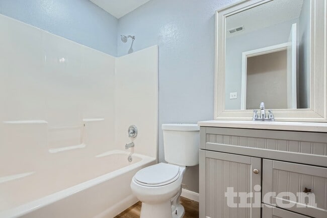 Photo - 1204 Crabtree Ct