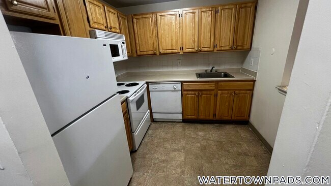 Photo - 245 Main St Unidad 44