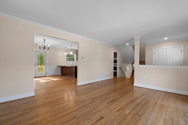 Photo - 3 Bed 2.5 Bath - Bethesda Split Level Single Family - Move In Ready