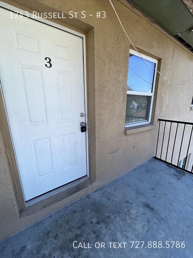 1743 Russell St S Unit 3