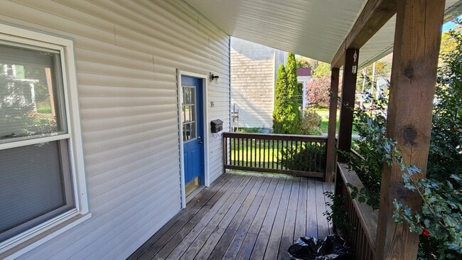 Photo - 35 Grove St Unit 2