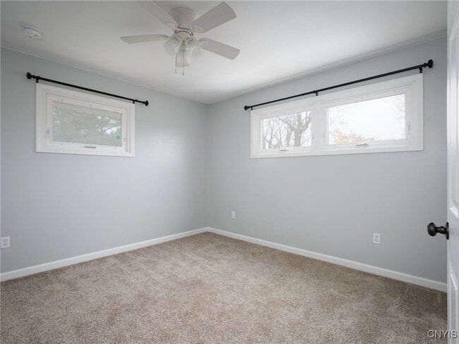 Photo - 20201 Overlook Dr