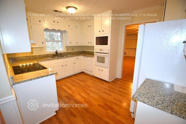 Photo - 2433 Shipshire Pl