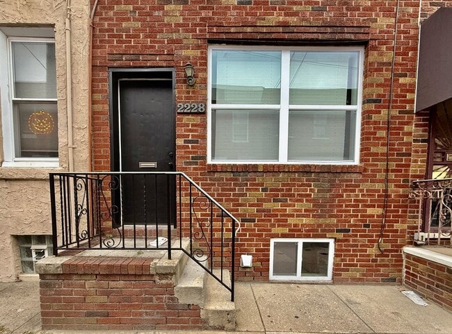 Photo - Just RENOVATED open floorplan 3 BED/1 BA H...