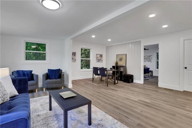 Photo - 2466 Old Hapeville Rd SW