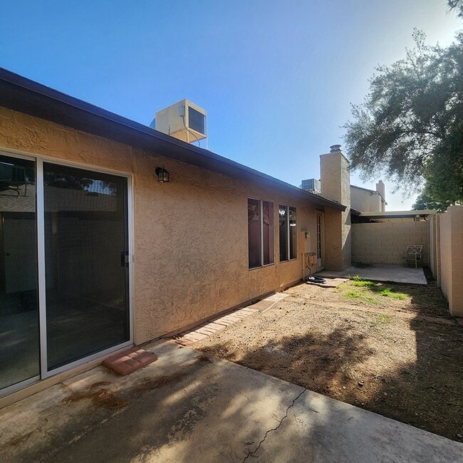 Photo - Sweet 3bedroom 2bath near 101 - Amazing location with parks, pools and golf!