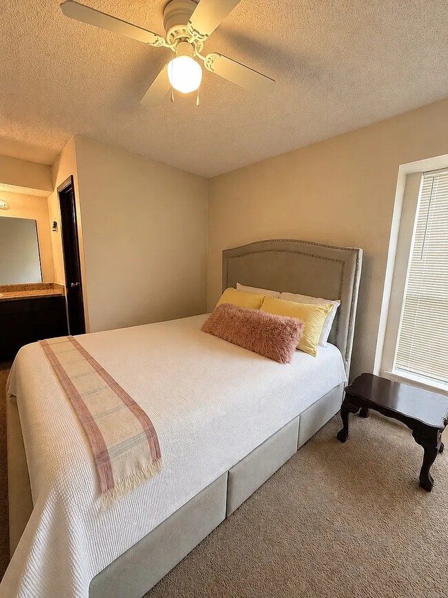 Photo - 12480 Abrams Rd Unidad 2625