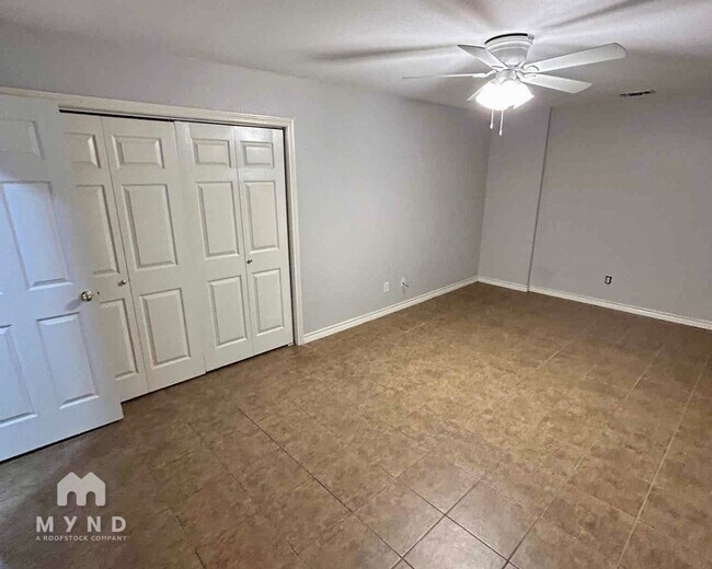 Photo - 4892 Masch Branch Rd Unit 9