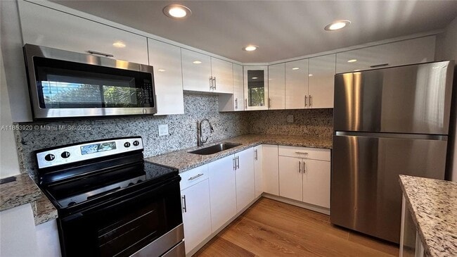 Building Photo - 8415 SW 107th Ave Rental