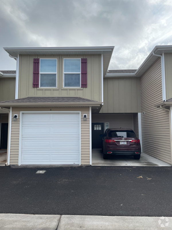 Building Photo - 457 N 400 W Rental