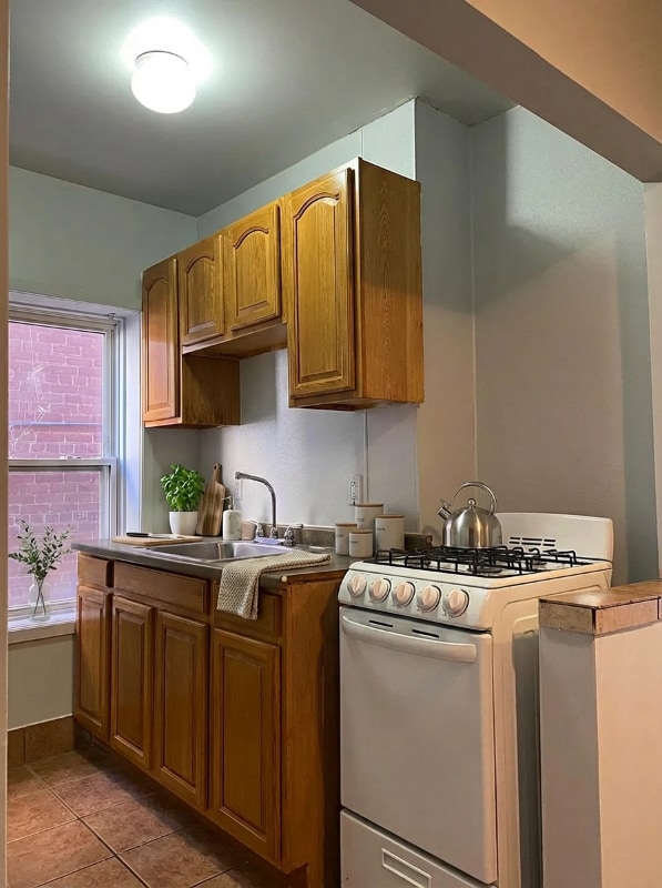 Building Photo - 22 Cadillac St