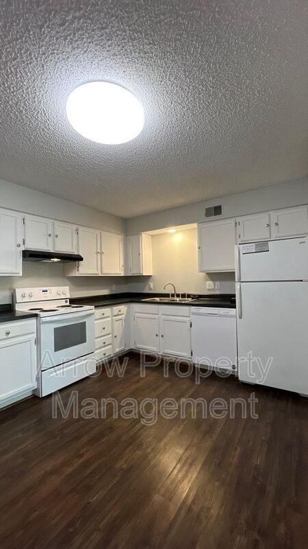 Photo - 320 Lincoln St Unidad 6 Rental