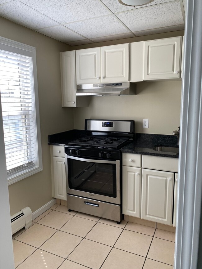 Photo - 540-550-550 Cambridge St Unidad 550 1