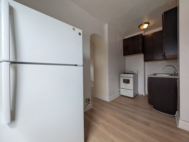 Photo - 5417 N Kenmore Ave Unit 601