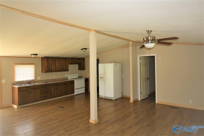 Photo - 190 Old Poplar School Rd