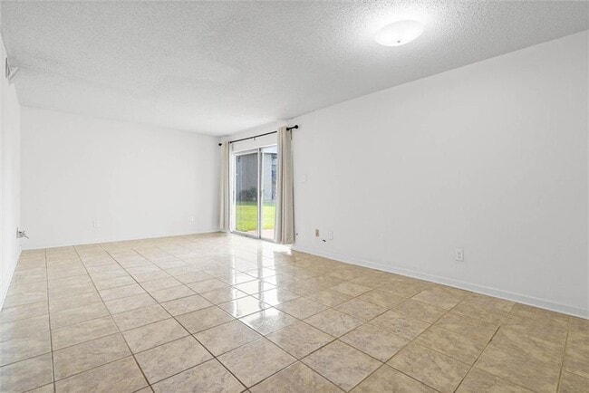 Photo - 119 Riverbend Dr Unit 119