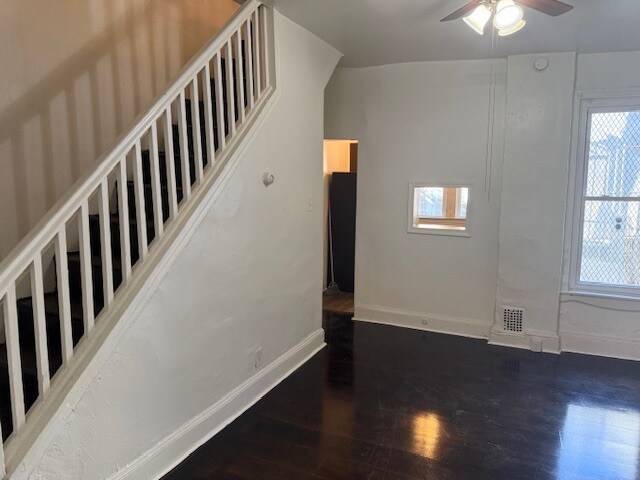 Photo - 5664 Heiskell St