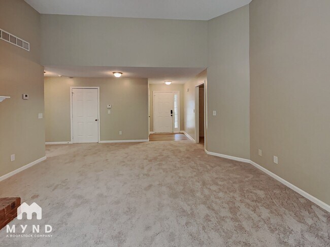 Photo - 204 Sunset Ridge Dr