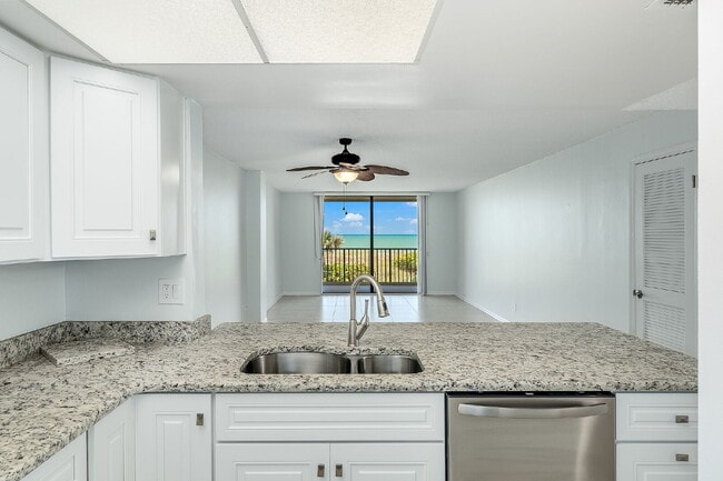 Photo - 1/1 Oceanfront condo with resort-like amenities! Unit B202