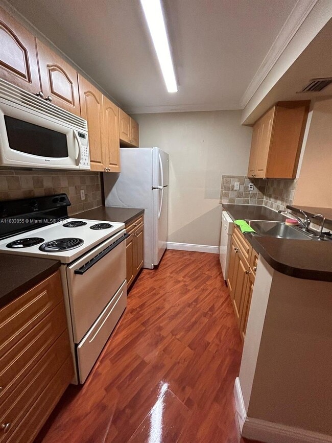 Photo - 7165 NW 186th St Unit A204
