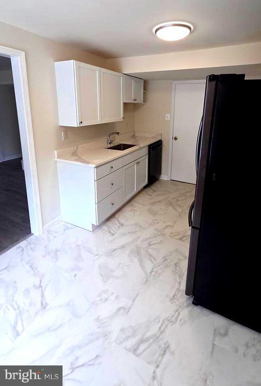 Photo - 8106 Lakepark Dr
