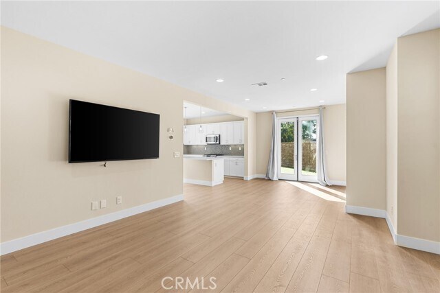 Photo - 102 Marisol St