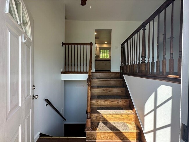 Photo - 11 Pocono Rd