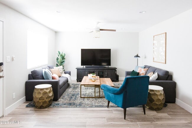 Photo - 3425 N 85th St