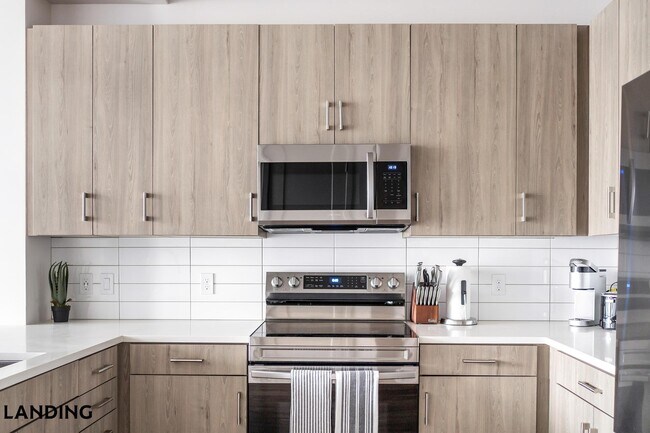 Photo - 151 S State St Unidad 1404