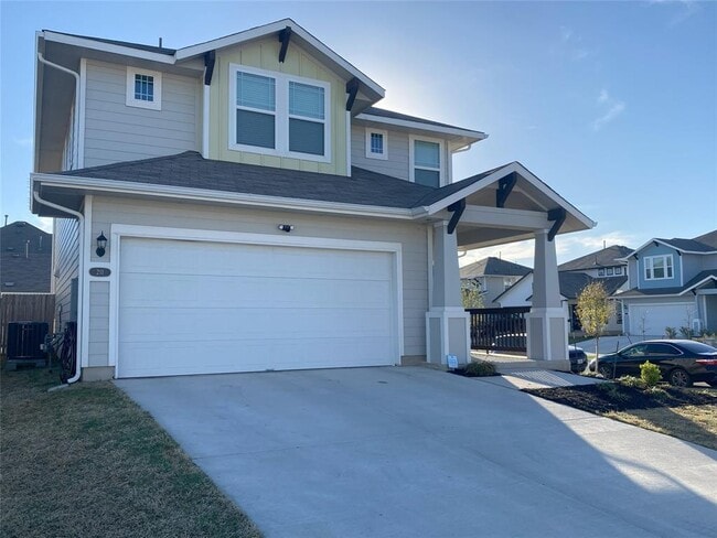 Building Photo - 211 Living Reef Dr