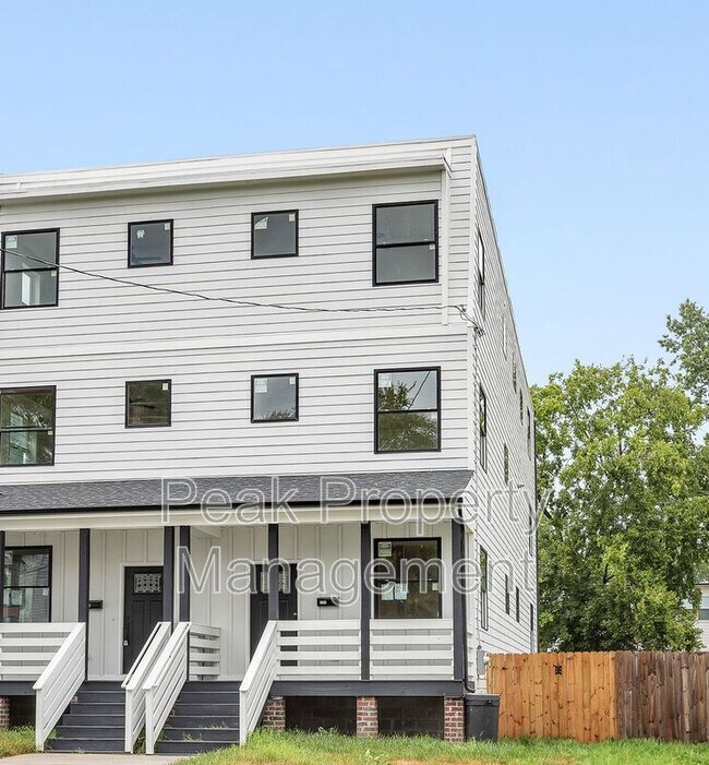Photo - 1322 N 31st St House