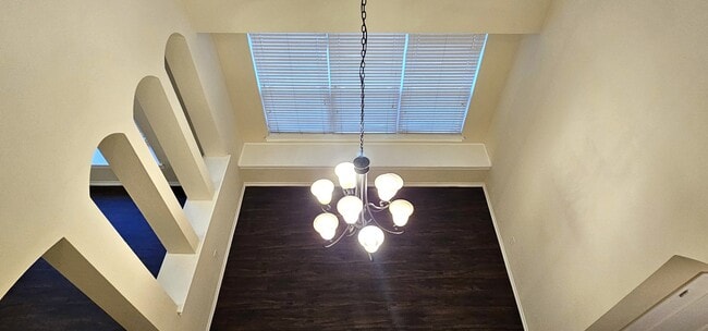 Photo - 1117 Caudle Ln