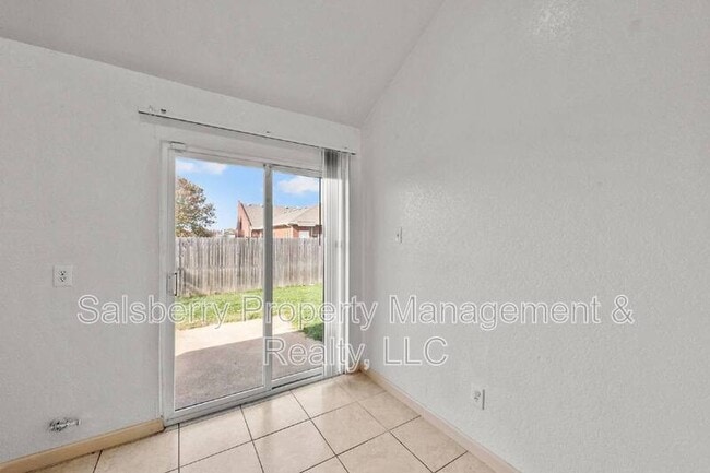 Photo - 8510 Gatlinburg Dr