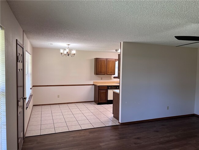 Photo - 604 N 35th St