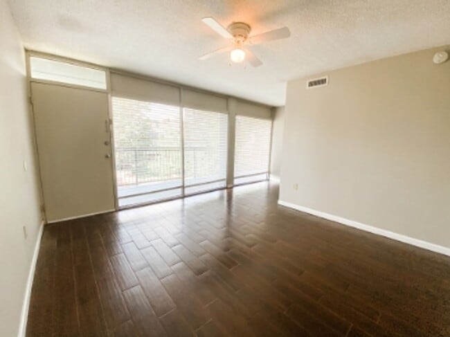 Photo - Treetop Living in the Heart of Highland Park