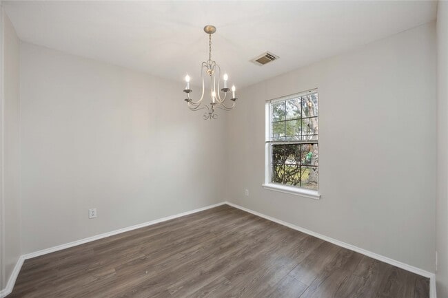 Photo - 2131 Acorn Glen Trail