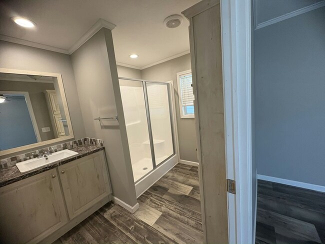 Photo - 483 Autumn Trail