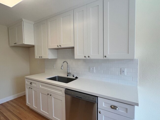 Photo - s08096 Unit 8096