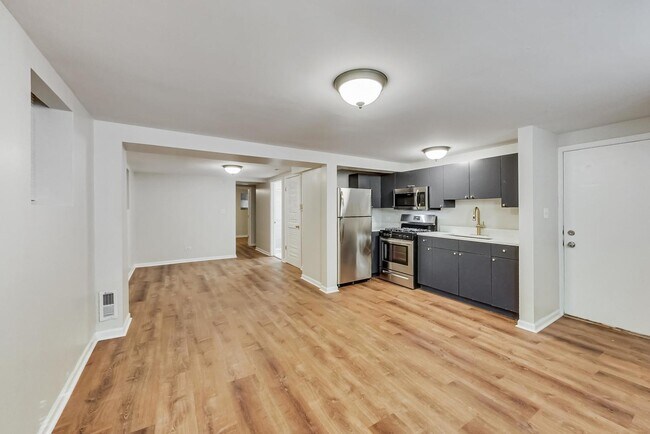 Photo - 1519 N Hudson Ave