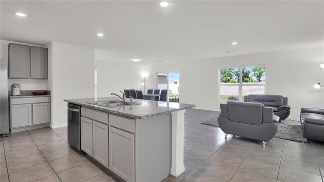 Photo - 16638 Mosaic Oar Dr