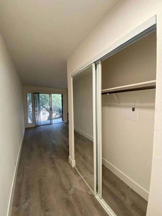 Photo - 2309 Blake St Unit 314