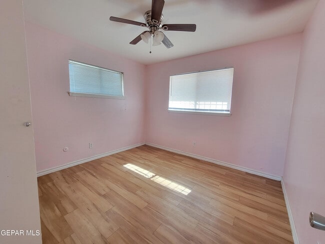 Photo - 7213 Alto Rey Ave