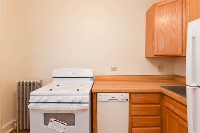 Photo - 2850 W Cullom Ave Unit M02H