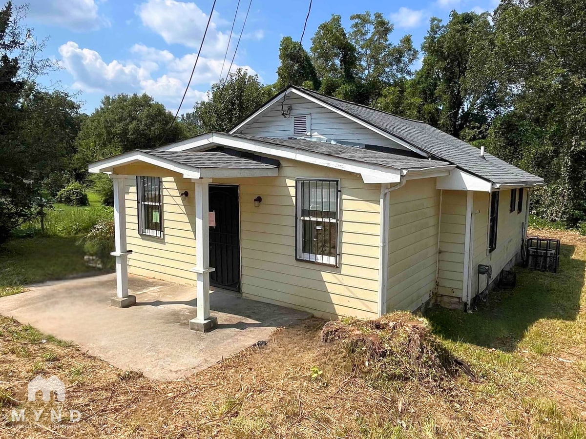 Photo - 1337 S Hairston Rd