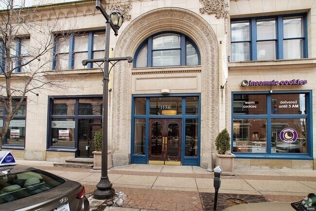 Building Photo - 1136 Washington Ave Unit 412 Rental