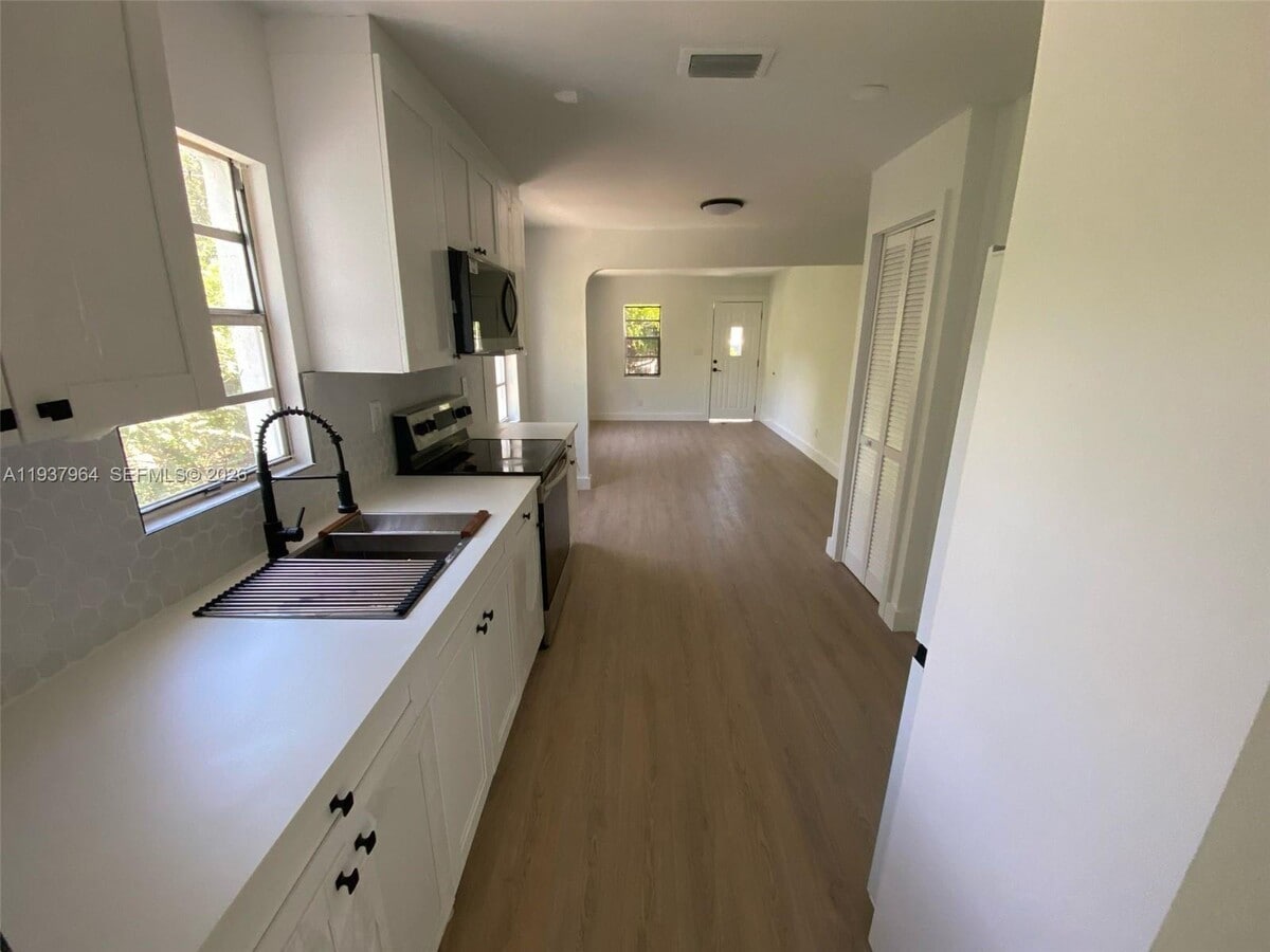 Photo - 5028 NW 3rd Ave