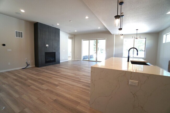 Photo - 3020 Virga Lp