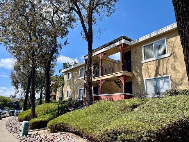 Building Photo - 6080 Mt Aguilar Dr Unit 6080