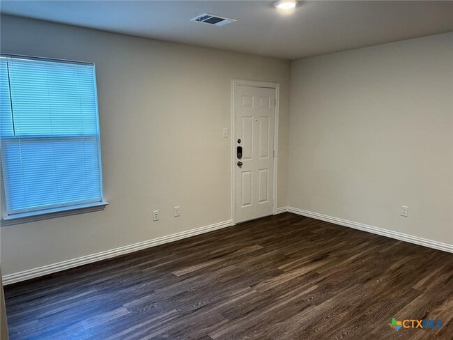 Building Photo - 918 S 39th St Rental